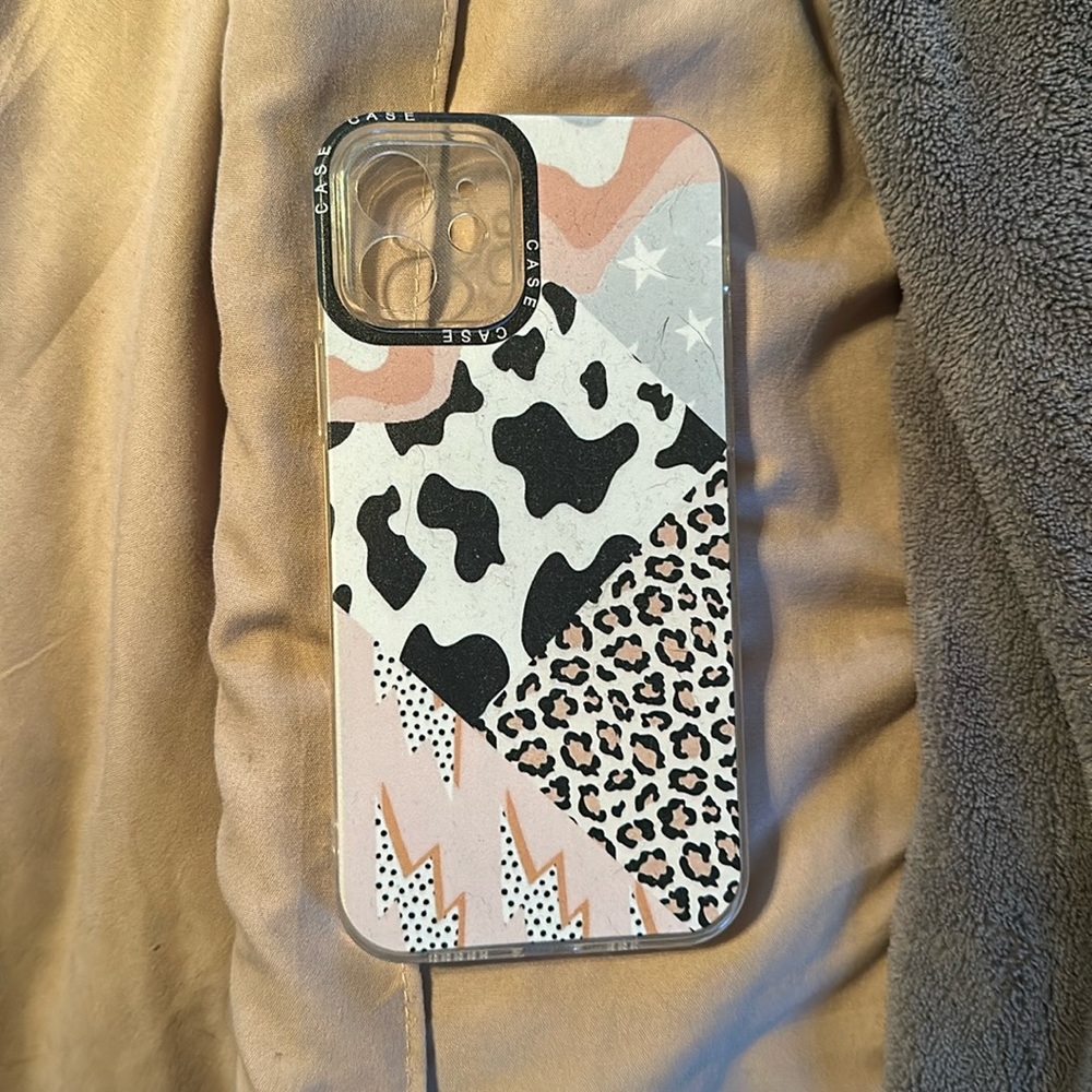 Case iPhone 12 super cute!